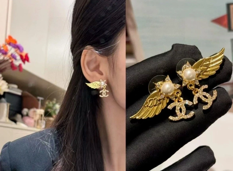 Cozy Chxnxl Earrings 288778