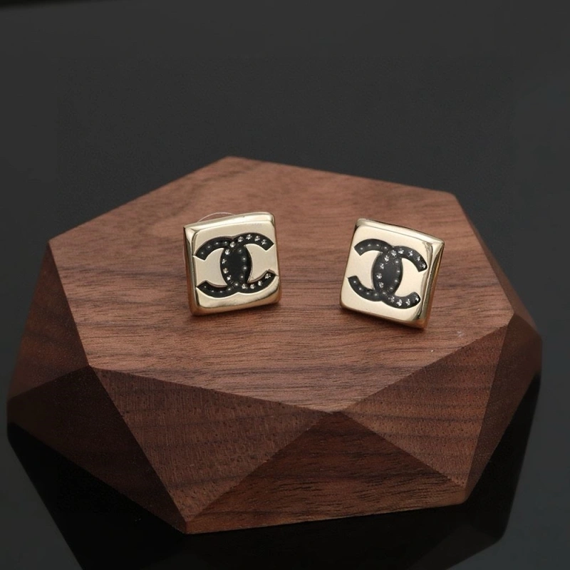 Comfortable Chxnxl Earrings 288770