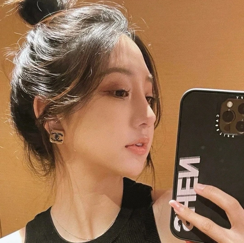 Comfortable Chxnxl Earrings 288770