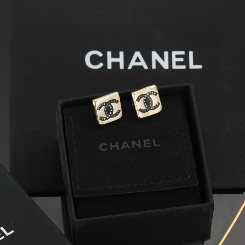 Comfortable Chxnxl Earrings 288770