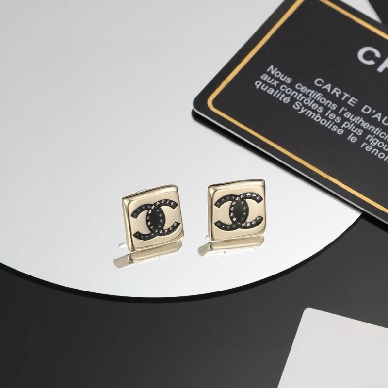Comfortable Chxnxl Earrings 288770
