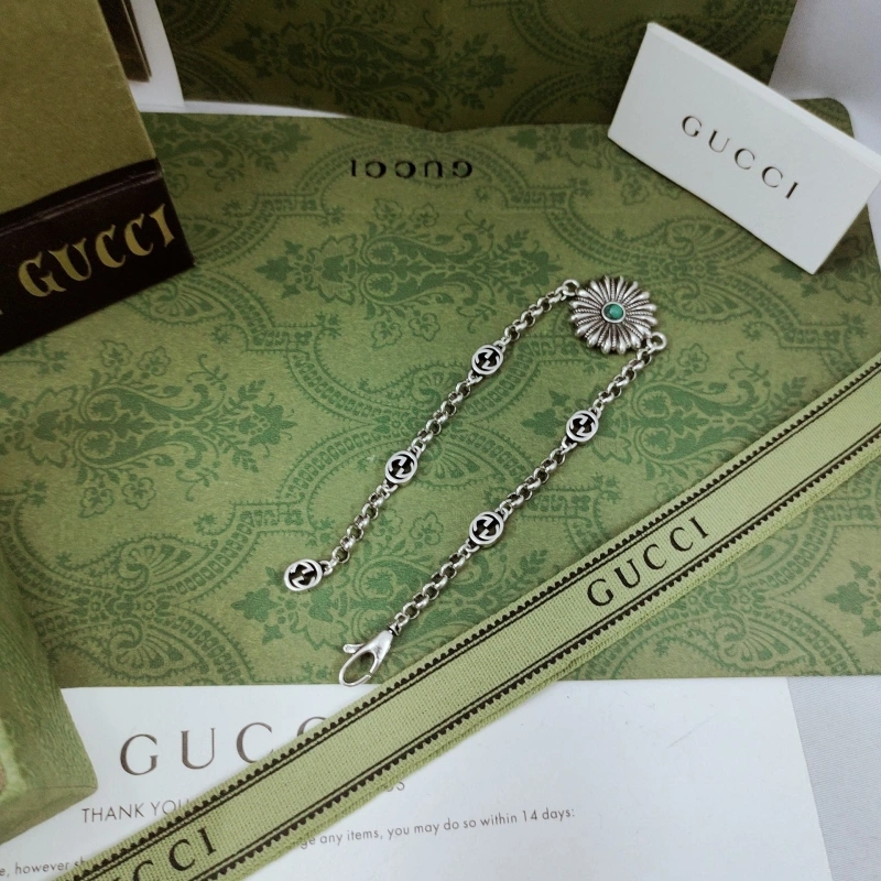 Fashionable Gxccx Bracelets 305587