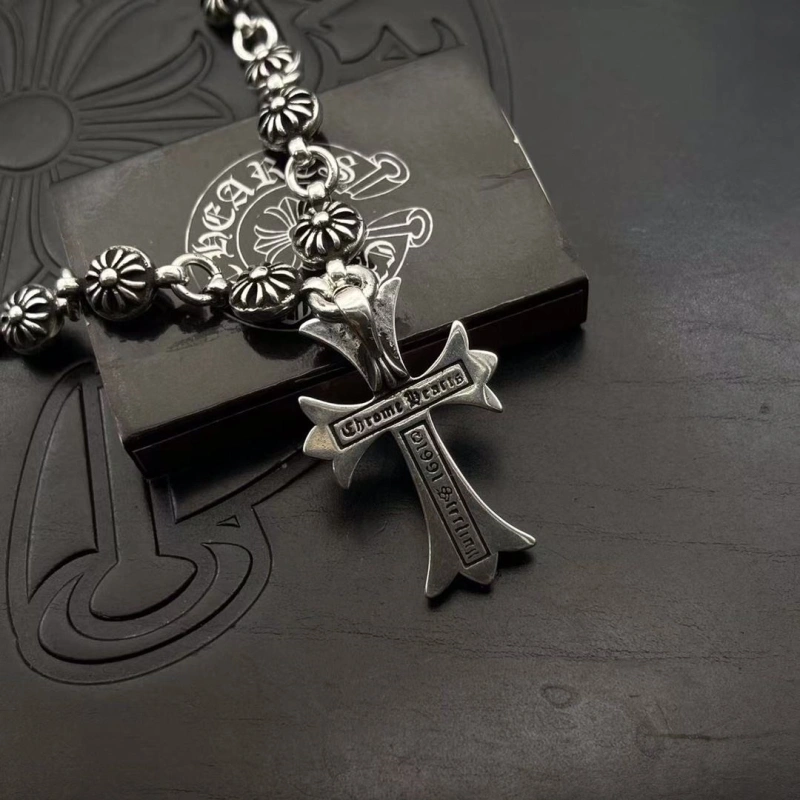 Trendsetting Chrxmx Hxxrts Necklaces 299528
