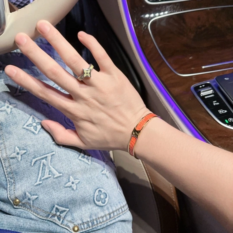 LX Bracelets Versatile 311142