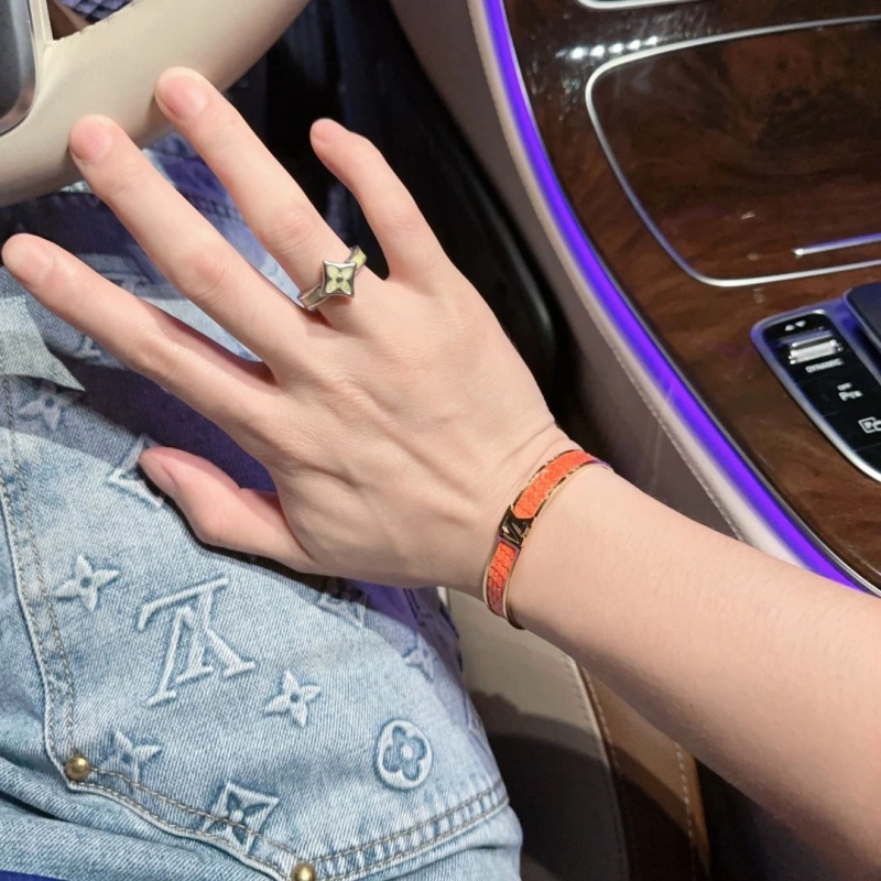 LX Bracelets Versatile 311142