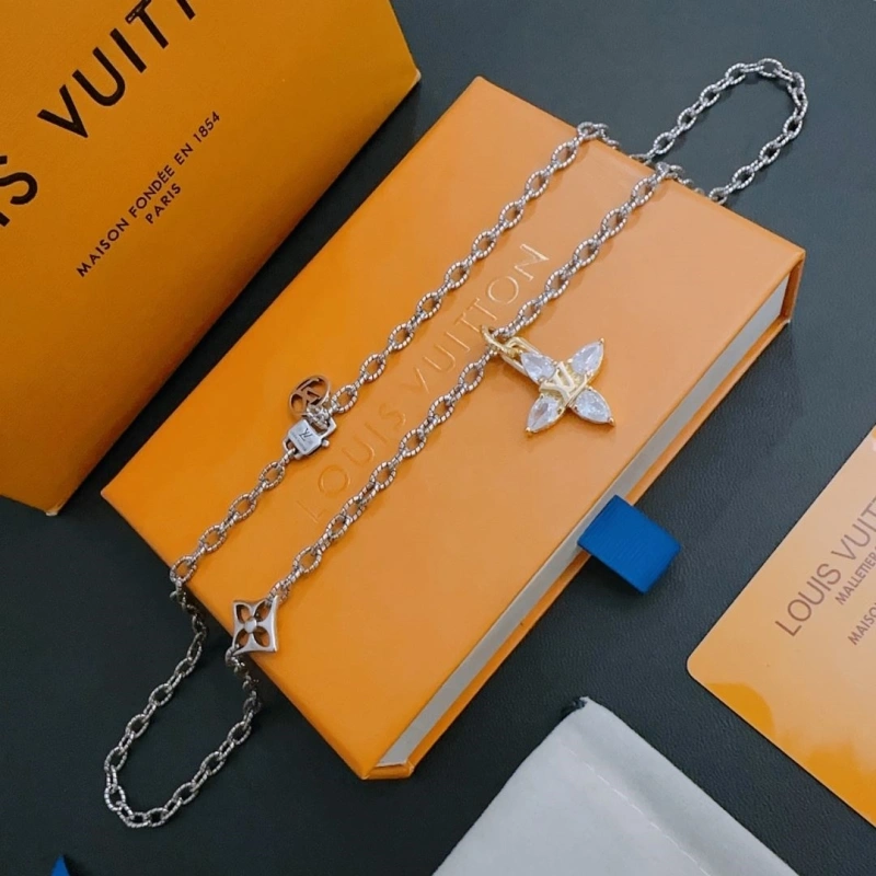 WellDesigned LX Necklaces 310634
