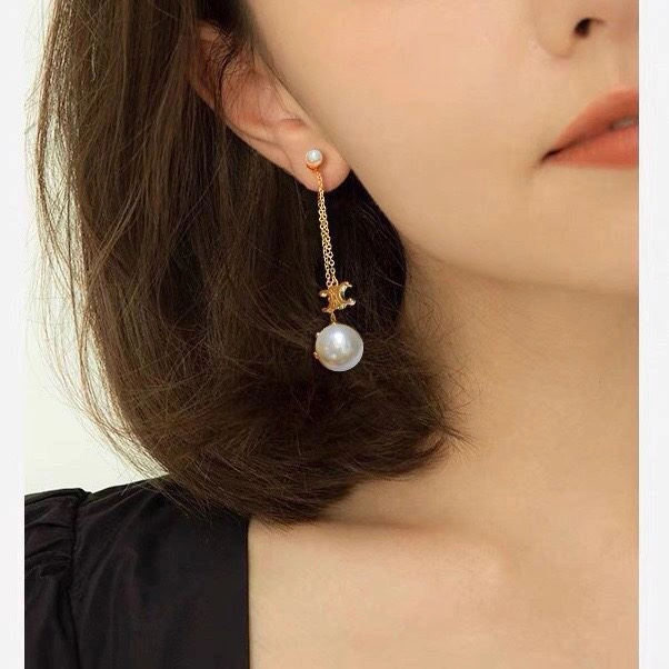 Stylish Cxlxne Earrings 283555