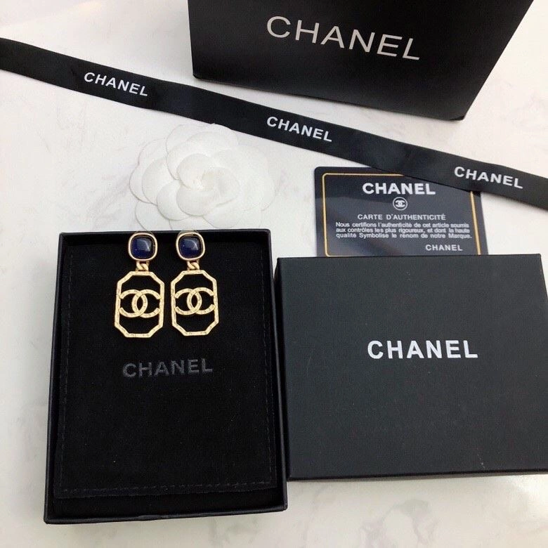 Efficient Chxnxl Earrings 288758