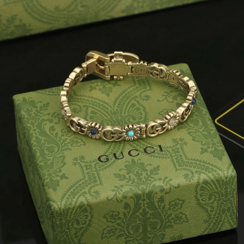 Comfortable Gxccx Bracelets 305575