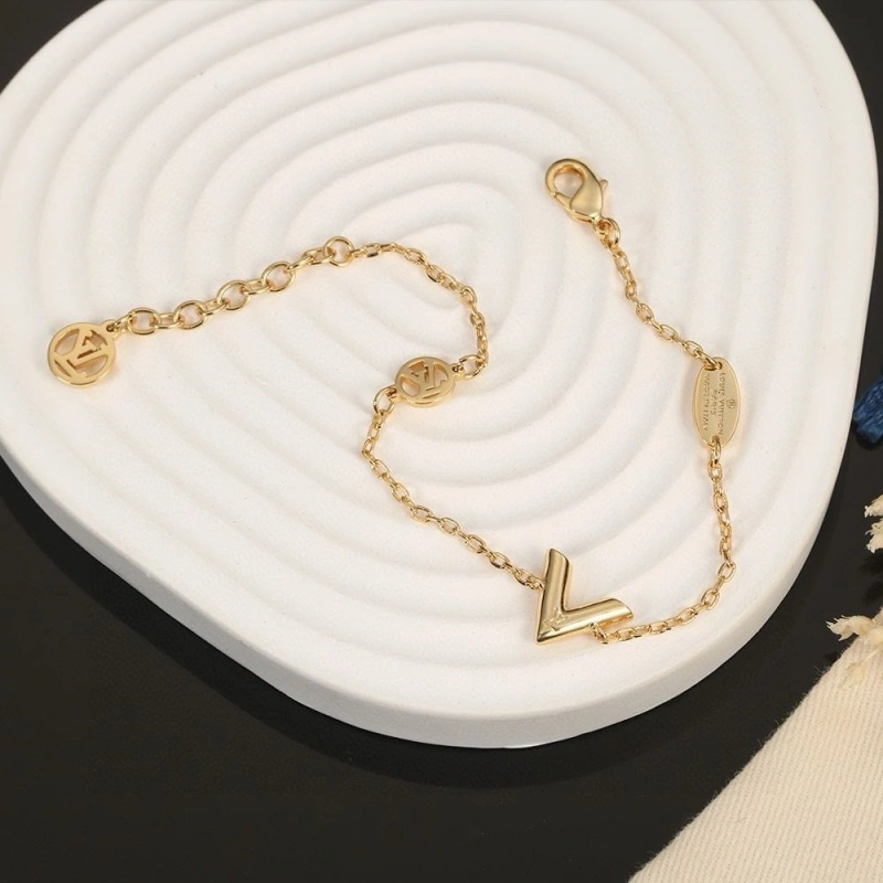 Comfortable LX Necklaces 310625