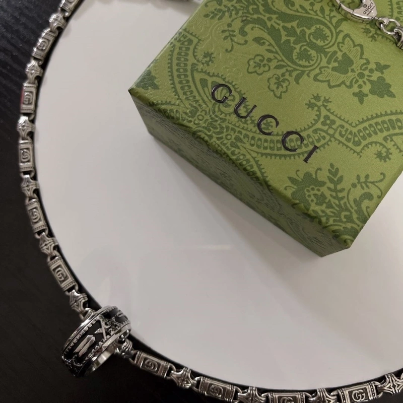 Resilient Gxccx Necklaces 304956