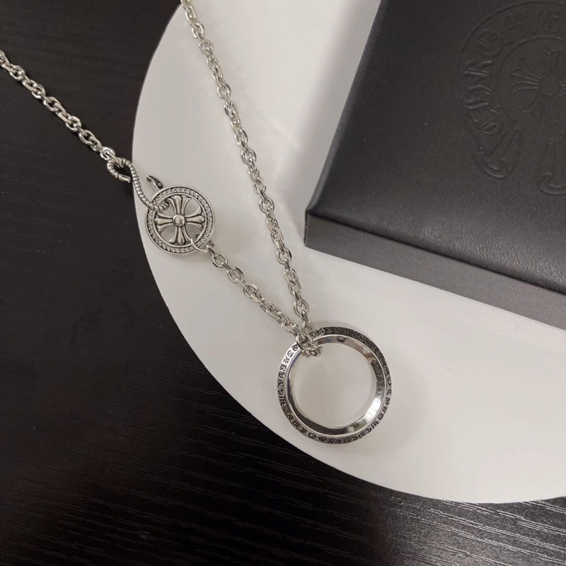 Resilient Chrxmx Hxxrts Necklaces 299517