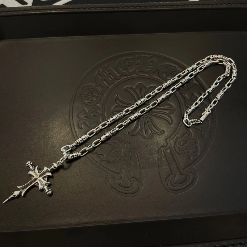 Stylish Chrxmx Hxxrts Necklaces 299512