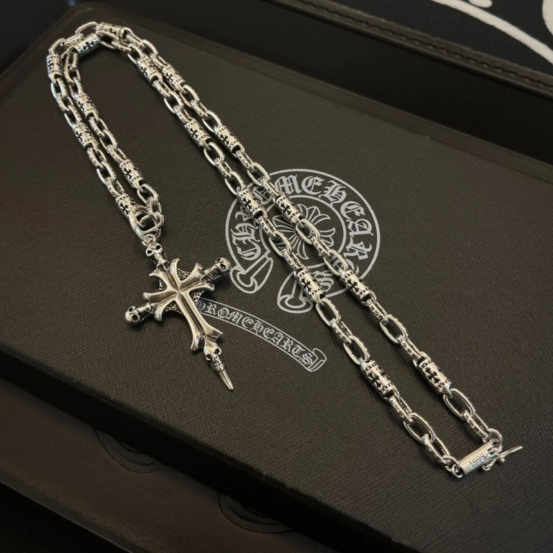 Stylish Chrxmx Hxxrts Necklaces 299512