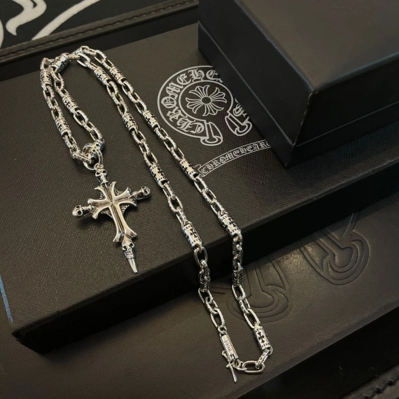 Stylish Chrxmx Hxxrts Necklaces 299512