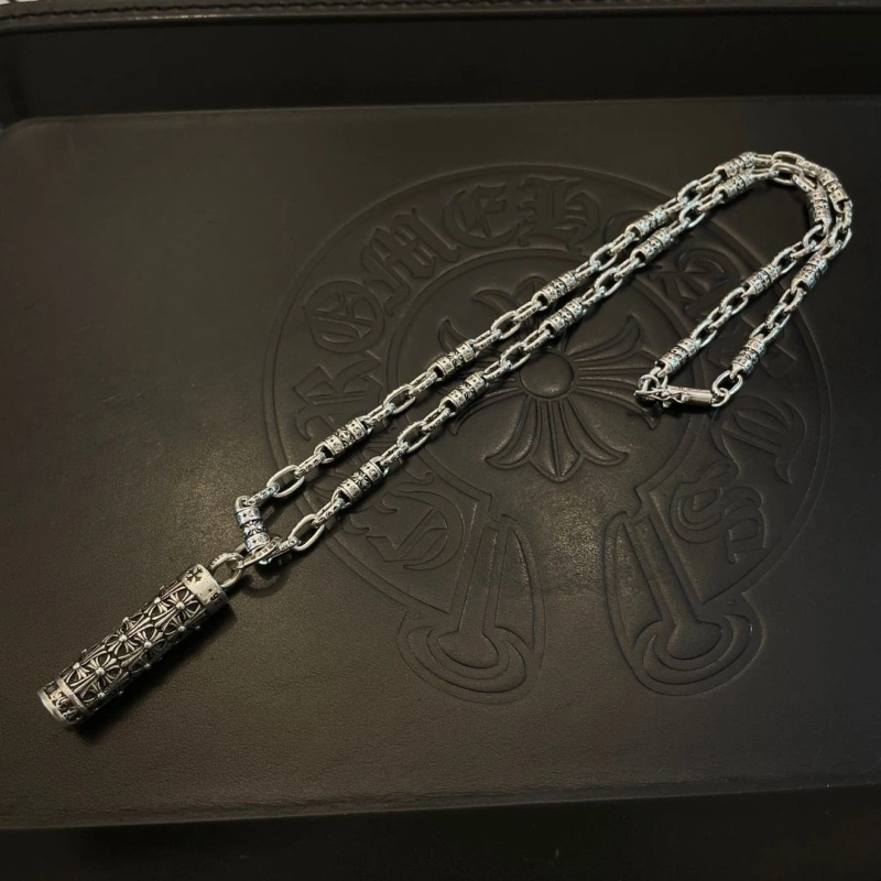 Sleek Chrxmx Hxxrts Necklaces 299506