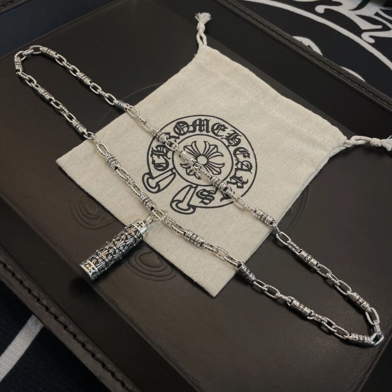 Sleek Chrxmx Hxxrts Necklaces 299506
