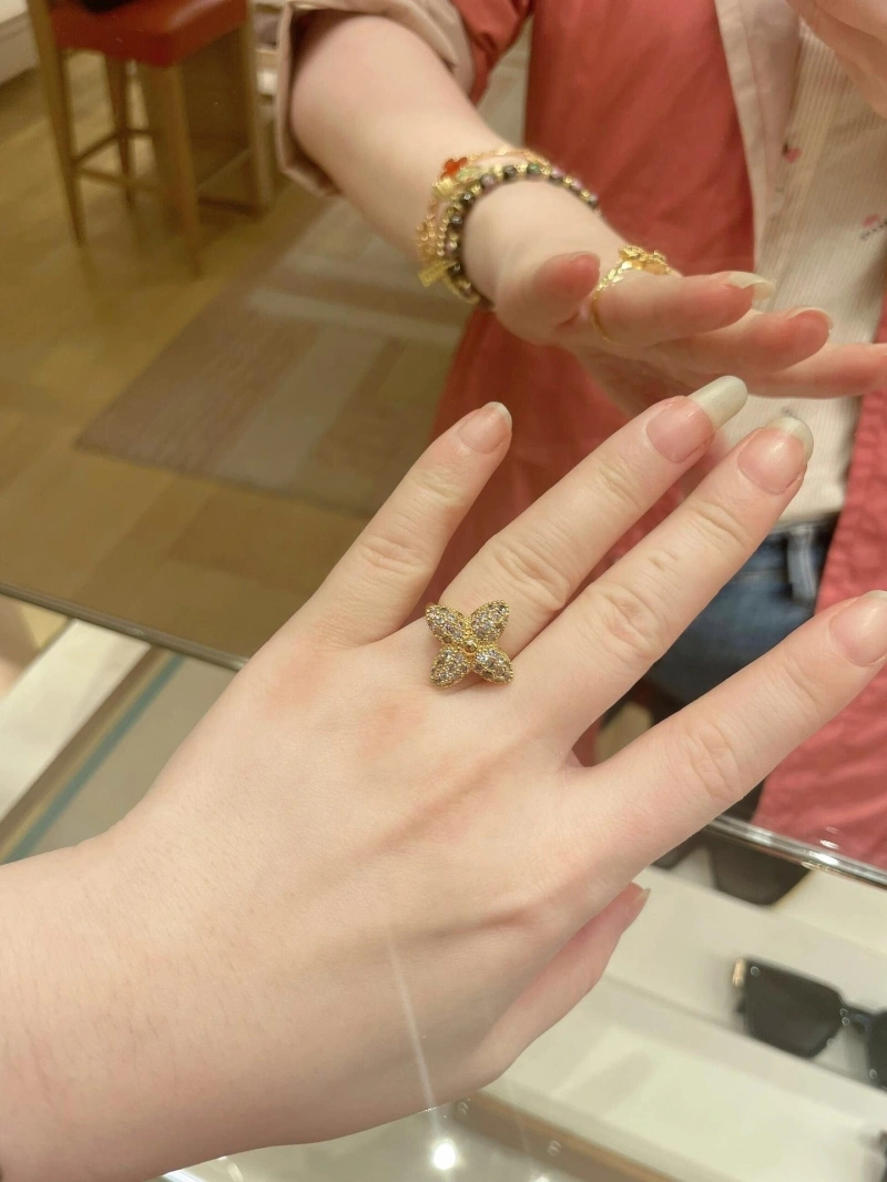 Elegant LX Rings 310415