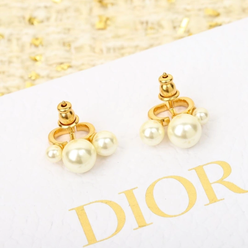Christian Dxxr Earrings Lightweight 294814