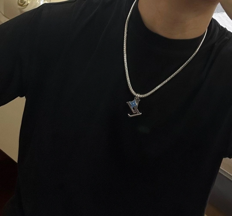 Trendsetting LX Necklaces 310615