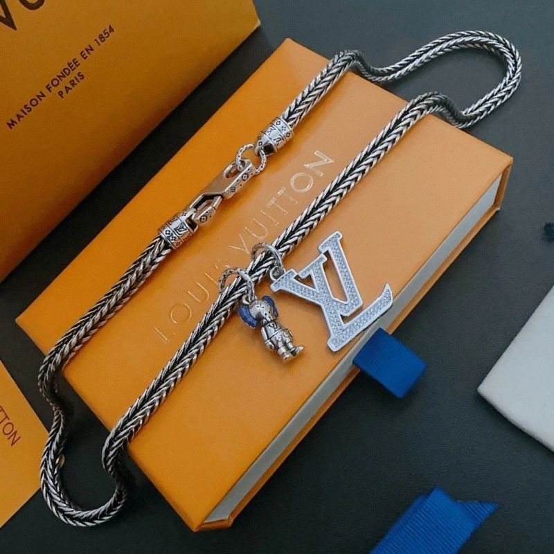 Flexible LX Necklaces 310617