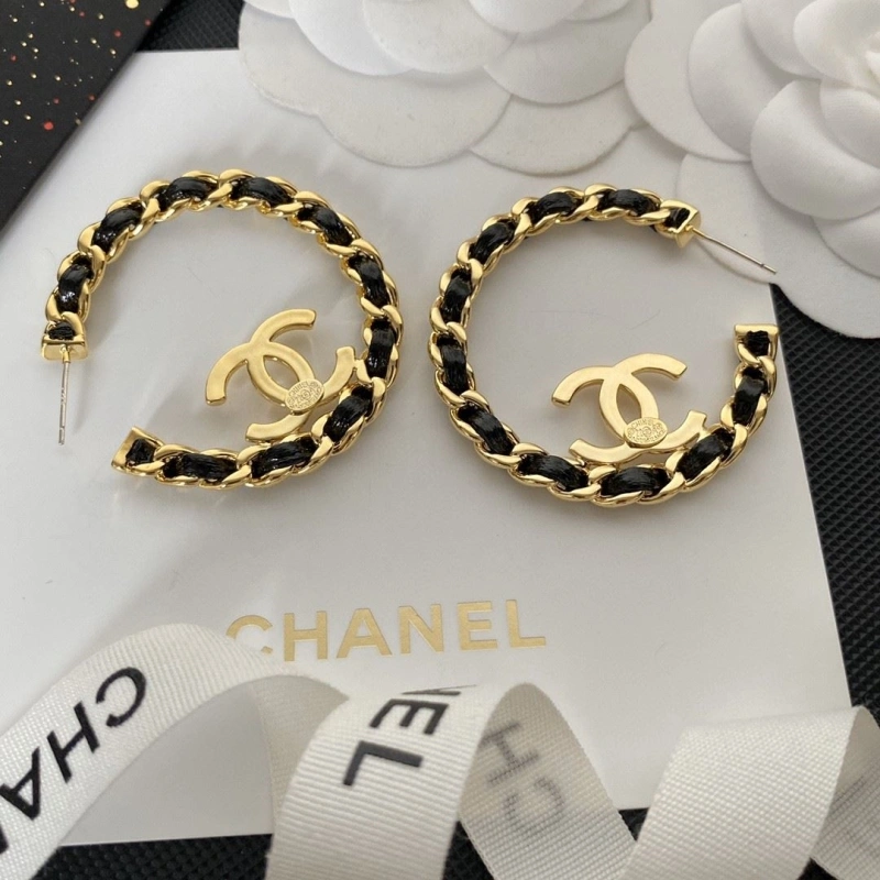 Sophisticated Chxnxl Earrings 288746
