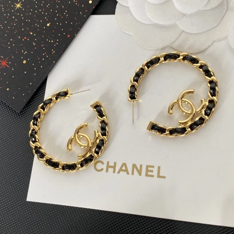 Sophisticated Chxnxl Earrings 288746