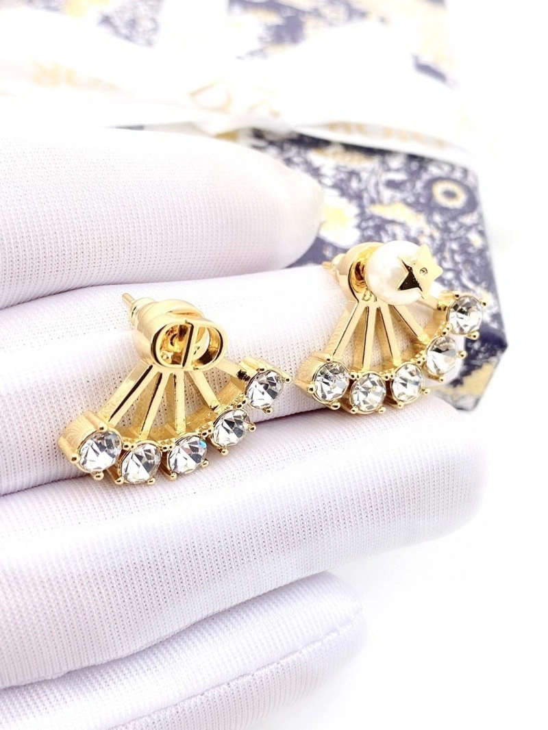 HighQuality Christian Dxxr Earrings 294809
