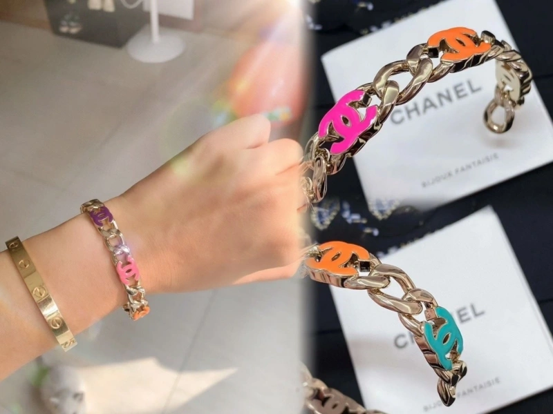 Modern Chxnxl Bracelets 289394