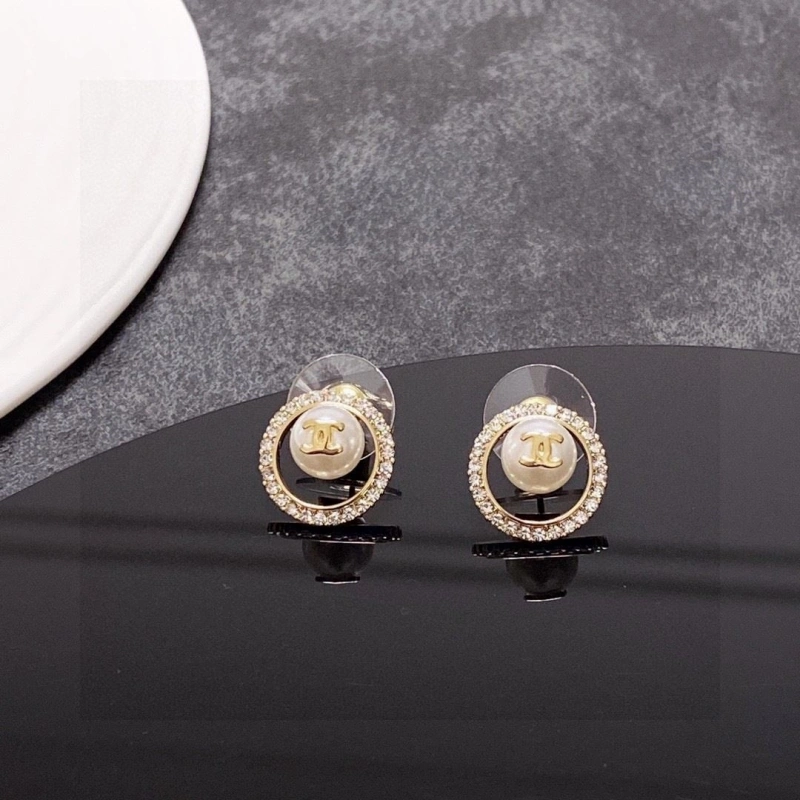 Sleek Chxnxl Earrings 288739