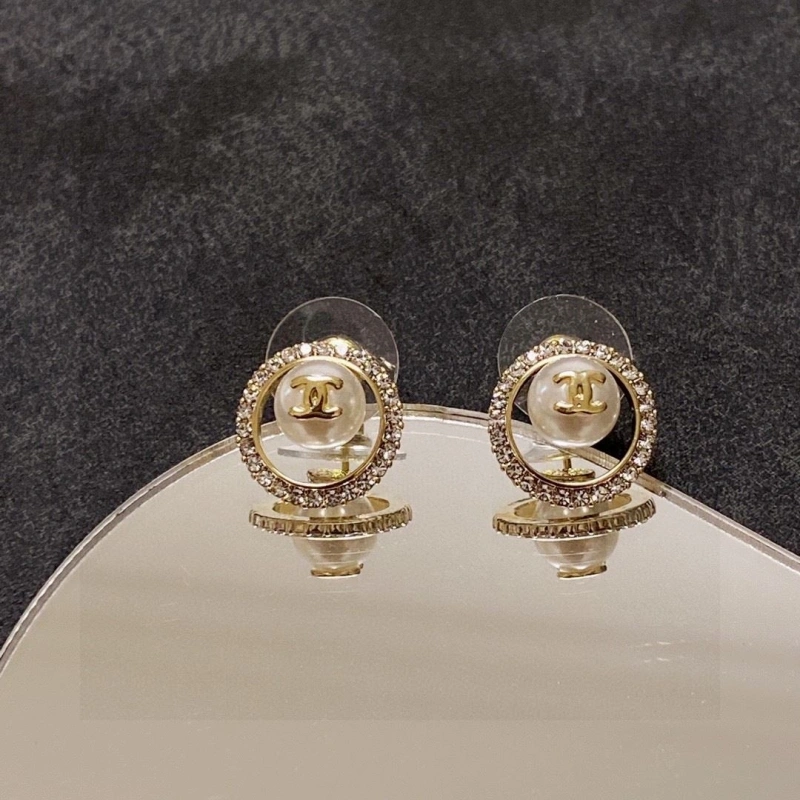 Sleek Chxnxl Earrings 288739