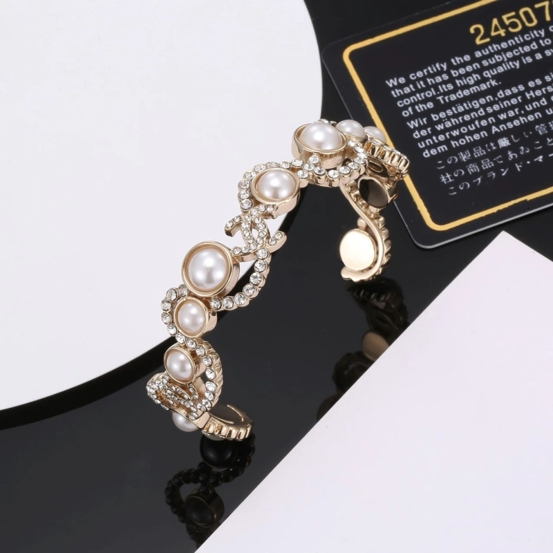 Comfortable Chxnxl Bracelets 289387