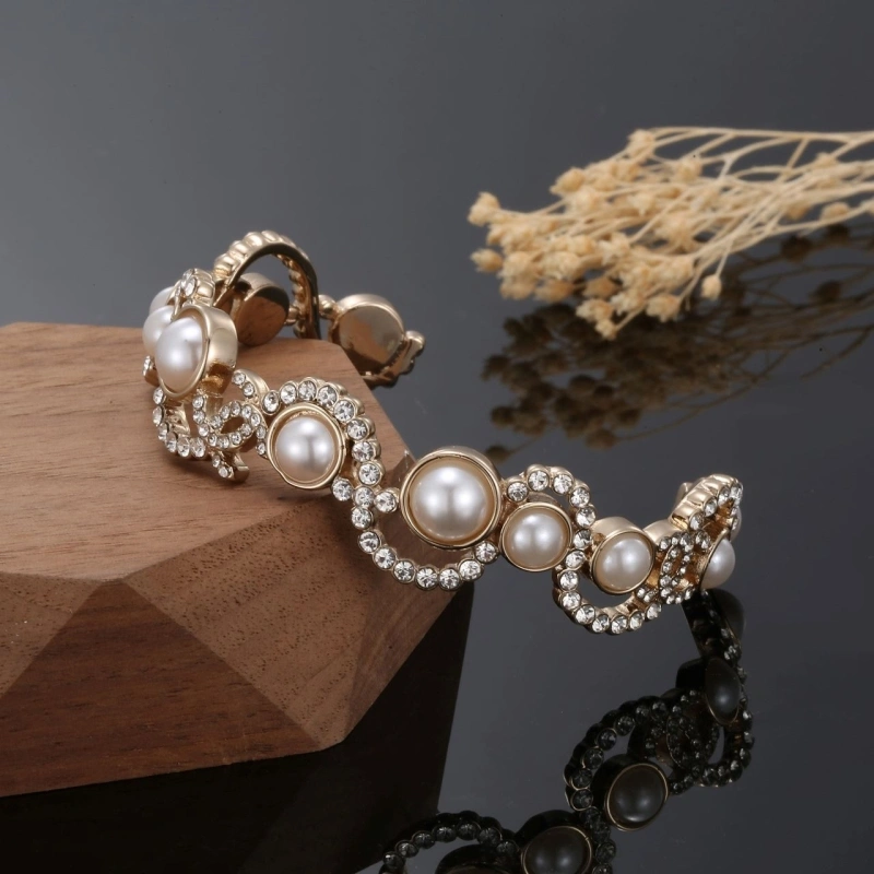 Comfortable Chxnxl Bracelets 289387