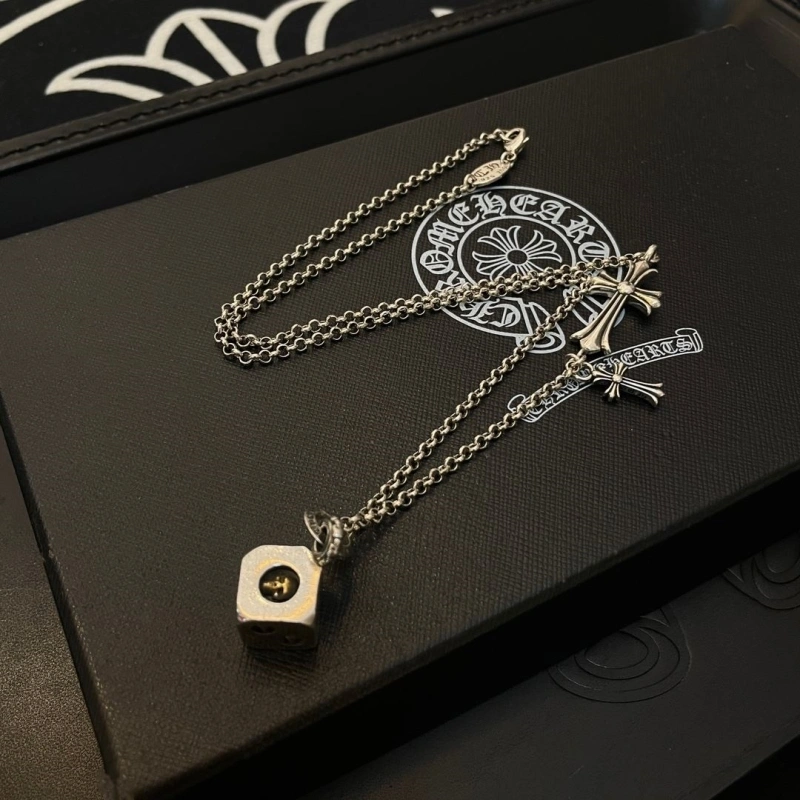 Chrxmx Hxxrts Necklaces Affordable 299509
