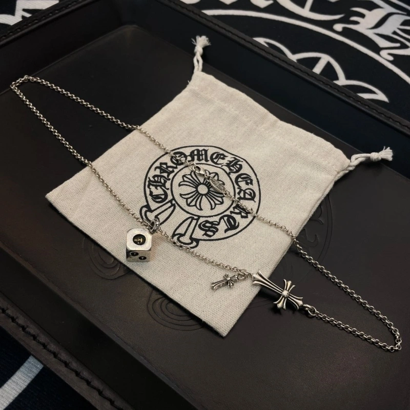 Chrxmx Hxxrts Necklaces Affordable 299509