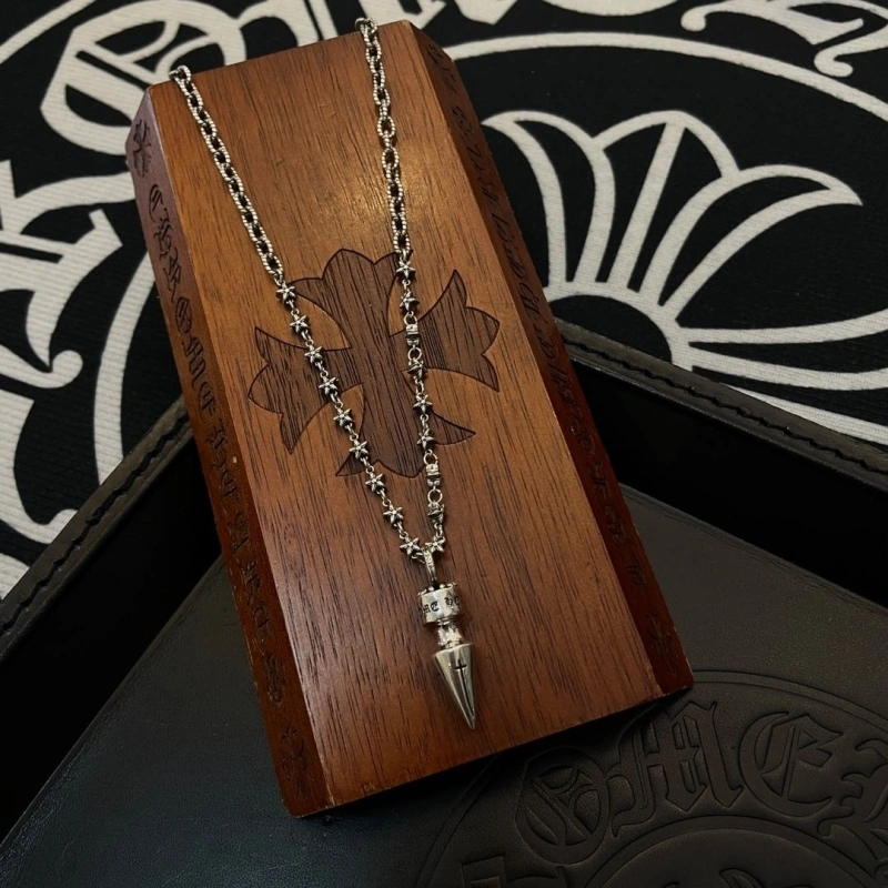 Stylish Chrxmx Hxxrts Necklaces 299510
