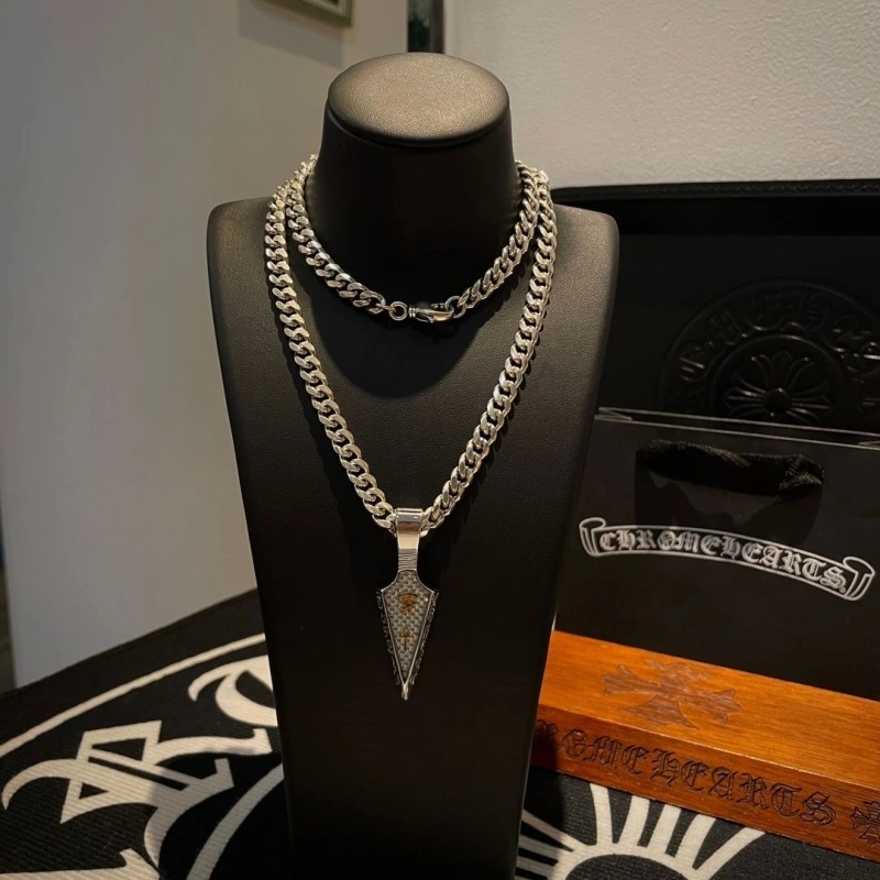 Chrxmx Hxxrts Necklaces Compact 299503