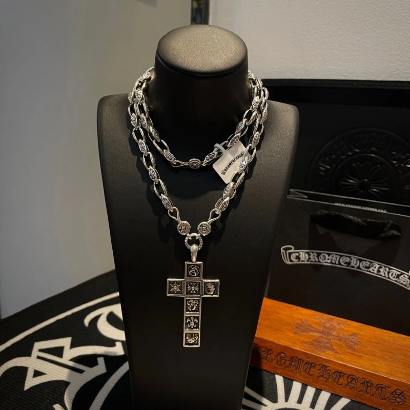 BestValue Chrxmx Hxxrts Necklaces 299504
