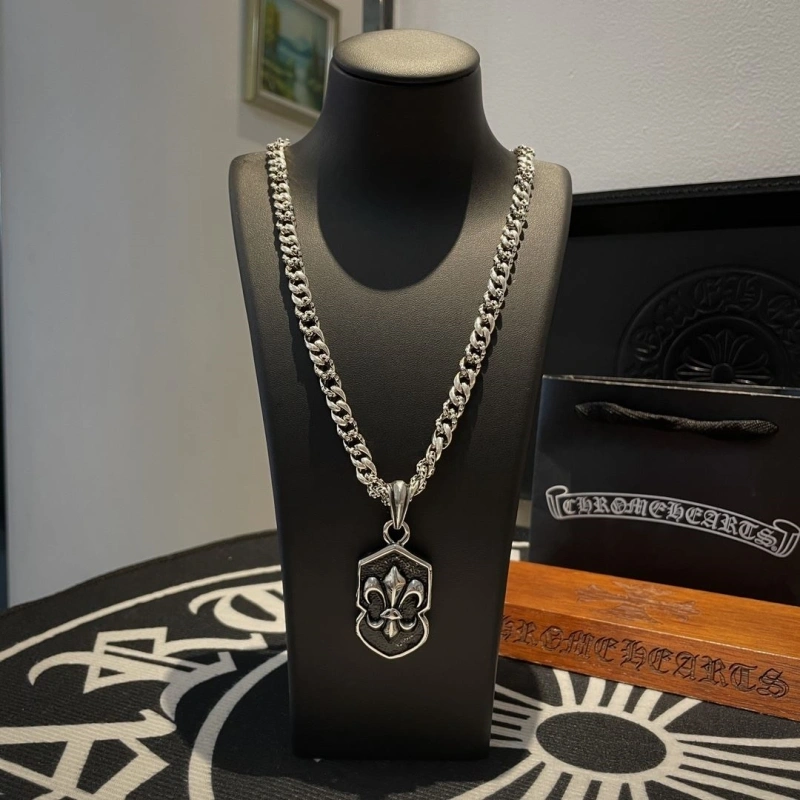 Minimalist Chrxmx Hxxrts Necklaces 299494