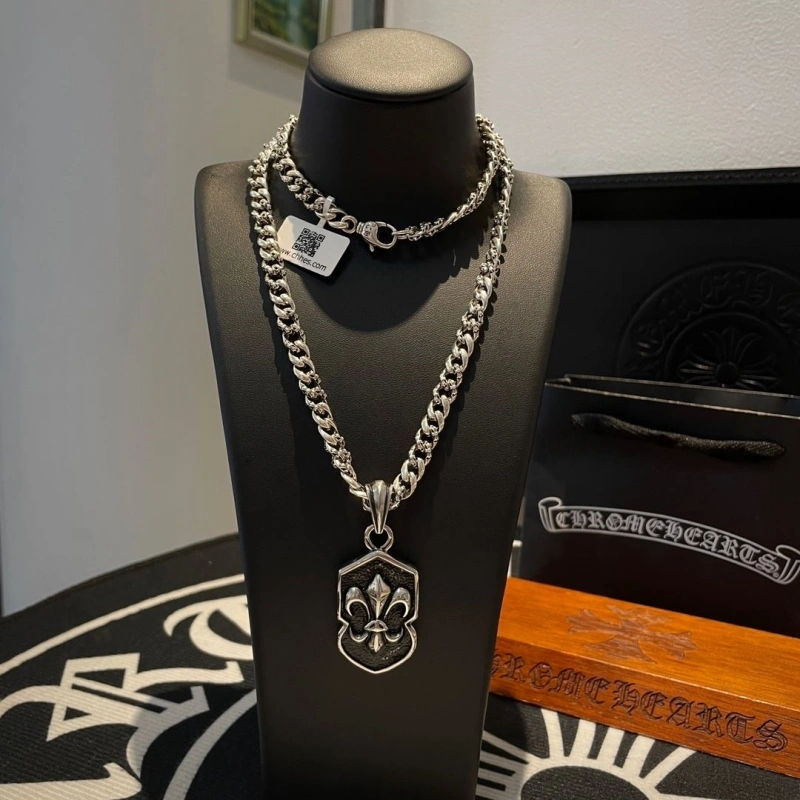 Minimalist Chrxmx Hxxrts Necklaces 299494