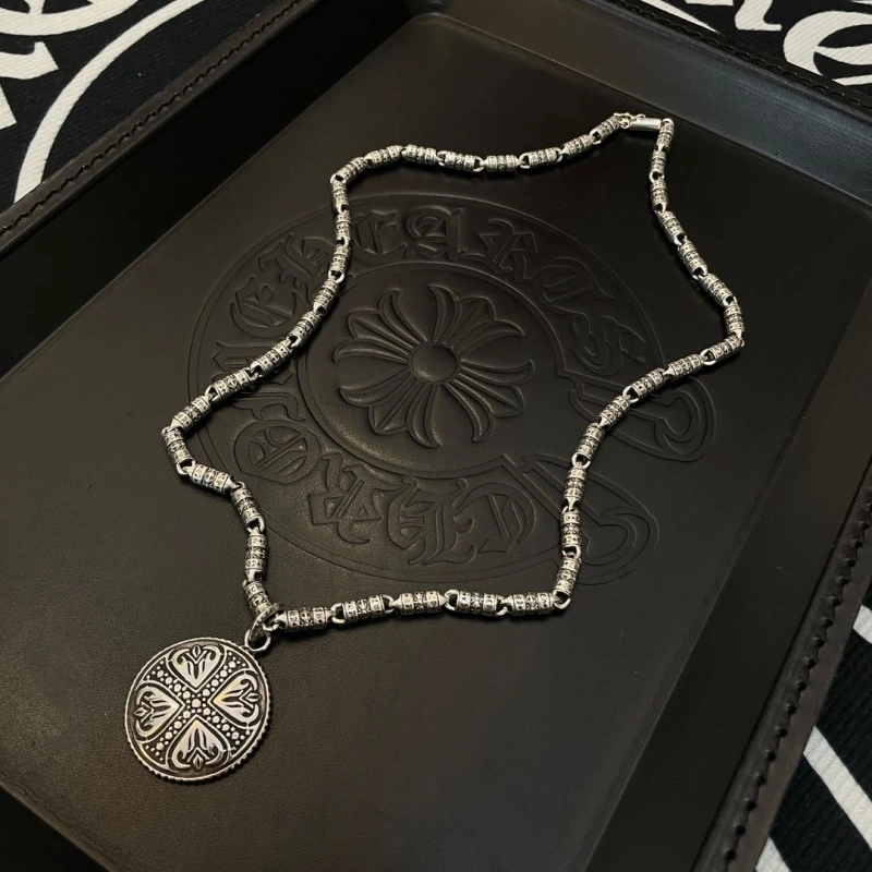 GoAnywhere Chrxmx Hxxrts Necklaces 299483