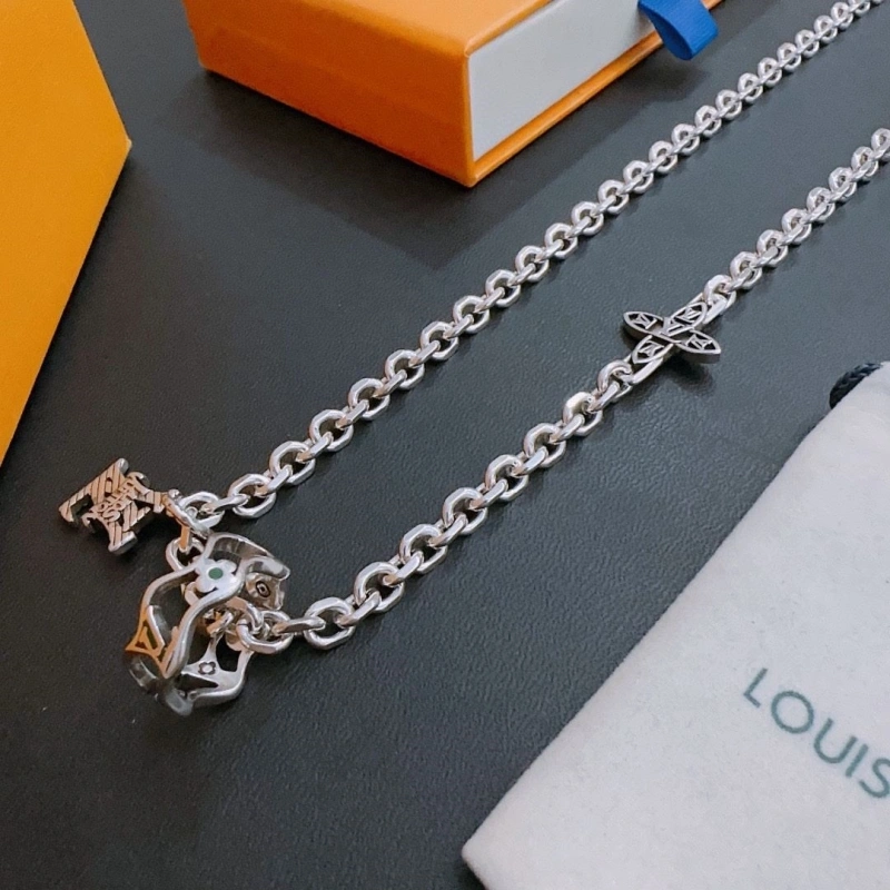 Popular LX Necklaces 310605