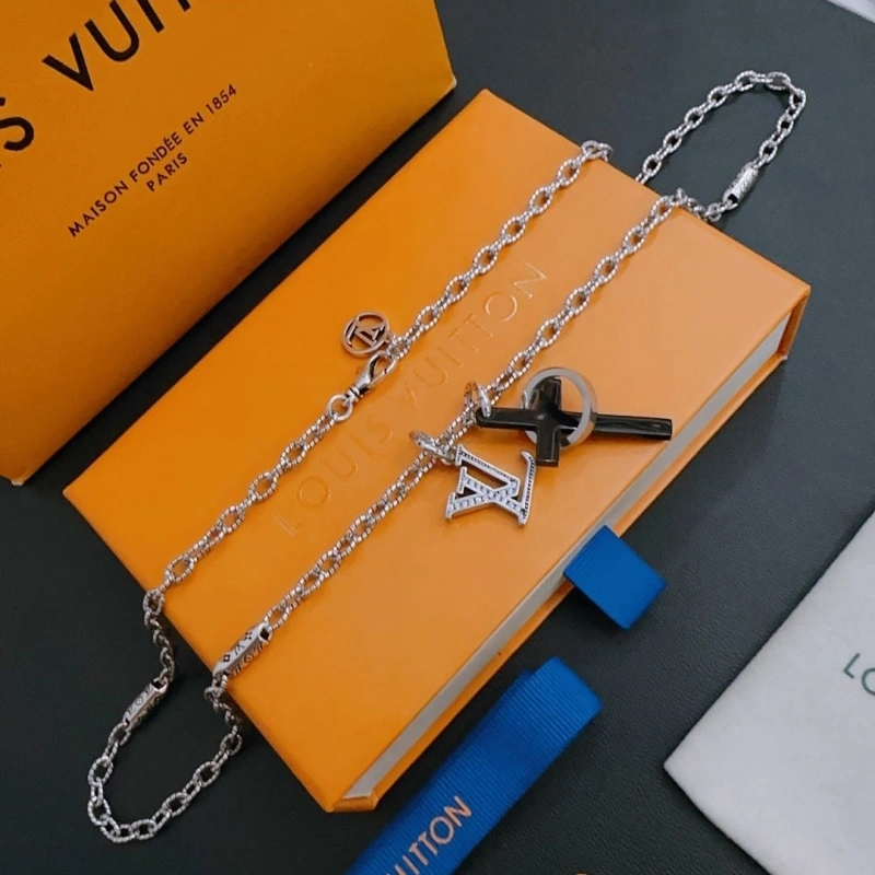 Functional LX Necklaces 310596