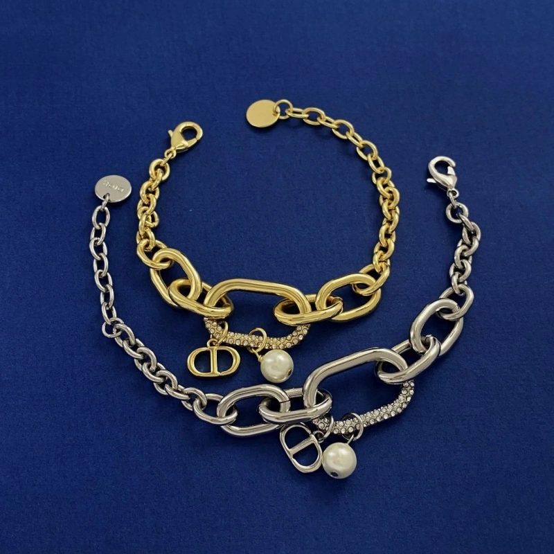 Trendsetting Christian Dxxr Necklaces 294705