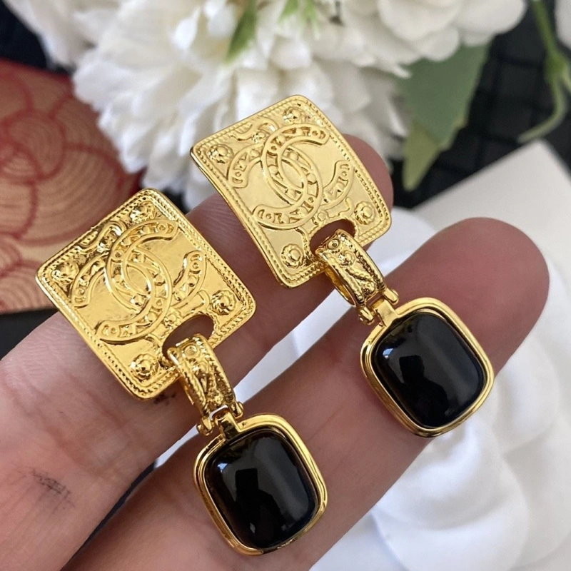 Trendy Chxnxl Earrings 288718