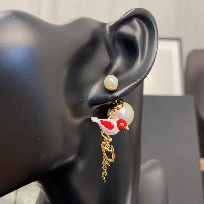 Christian Dxxr Earrings Lightweight 294811