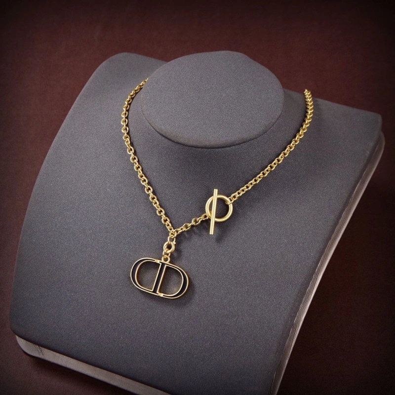 Christian Dxxr Necklaces Versatile 294702