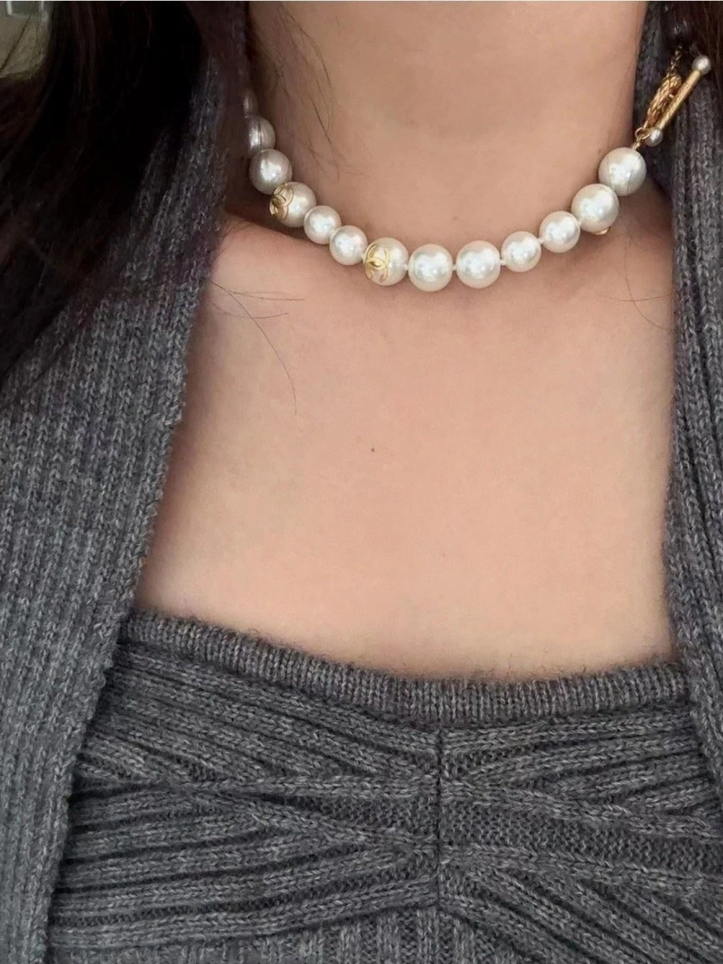 Elegant Chxnxl Necklaces 288133