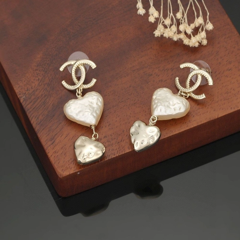 Vibrant Chxnxl Earrings 288689