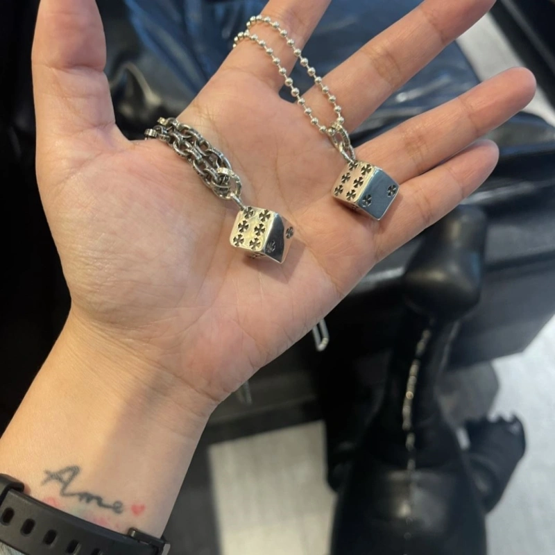 Chrxmx Hxxrts Necklaces Bright 299479